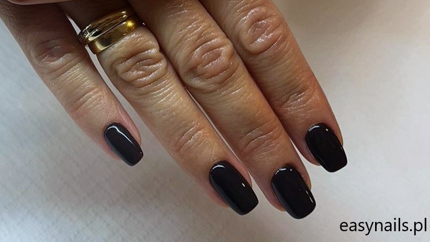 Ciemny Czekoladowy Manicure Ciemnobrązowe Paznokcie Zdjęcia Inspiracje Efekt Głębokiej Elegancji