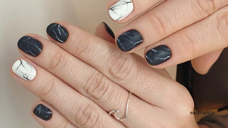 Czarno Biały Manicure Paznokcie Z Efektem Marmuru Zdjęcia Inspiracje Efekt Elegancja W Naturalnym Stylu Jak Uzyskać Efekt Marmuru